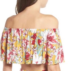 ❤️ Leith Floral Crop Top - Size Medium
